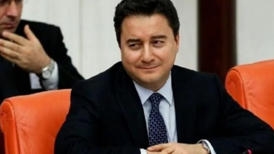 Ali Babacan'ın TBMM'de grup kurmaya yeter sayıda AKP milletvekilinin desteğini aldığı bildirildi!