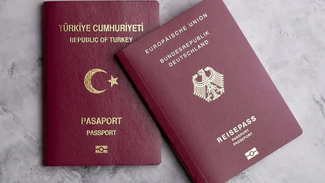 Almanya'da Türkler için çifte vatandaşlık müjdesi