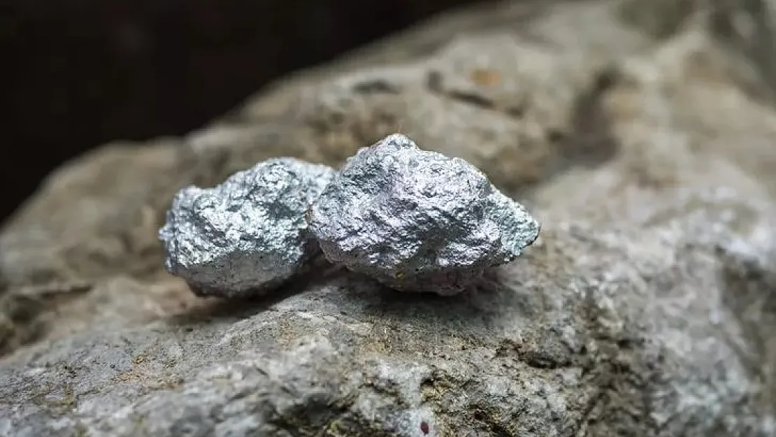 Altın ve gümüşü solladı, elektrikli araç dönüşümü o değerli metali uçuşa geçirdi!