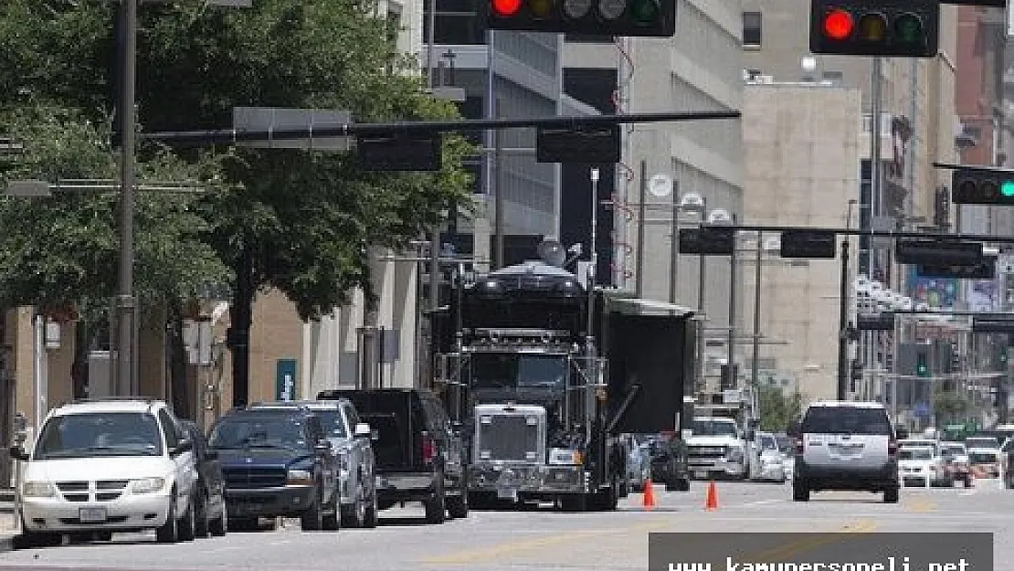 Amerika'da Dallas Soruşturması Hayatı Felç Etti