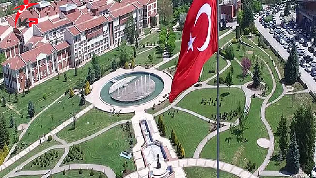 Anadolu Üniversitesi İkinci Anadal, Yandal ve Yatay Geçiş Yönetmelikleri Yürürlükten Kaldırıldı