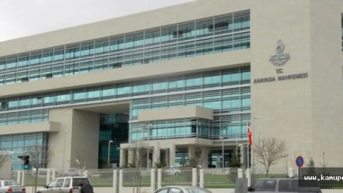 Anayasa Mahkemesi Dokunulmazlıklarla İlgili Başvuruları İptal Etti