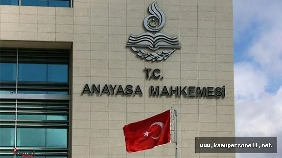 Anayasa Mahkemesi'ne &quotYüksek Sesli Ezan" Şikayeti