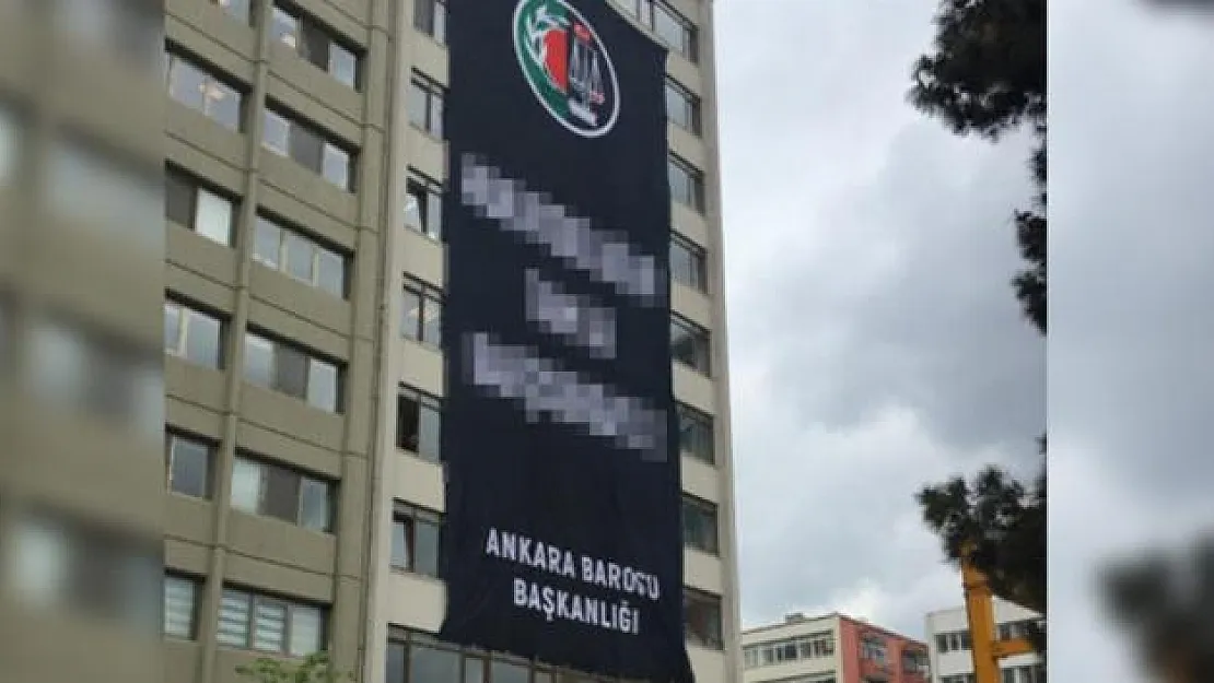 Ankara Barosu'ndan YSK binasının tam karşısına dev protesto pankartı