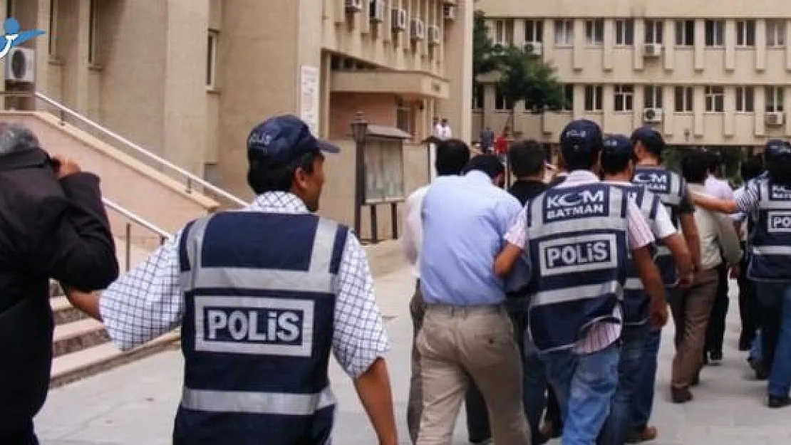 Ankara'da 50 Jandarma Personeline Gözaltı !