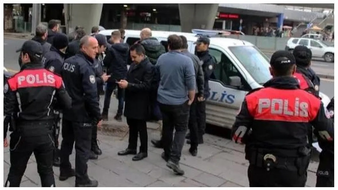 Ankara'da bir kişi ortalığı birbirine kattı: Üzerimde bomba var deyip...