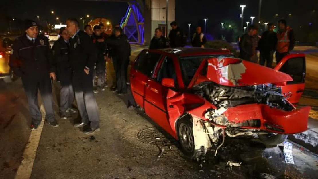 Ankara'da Çankaya'da Meydana gelen trafik kazasında 1ölü, 3 yaralı