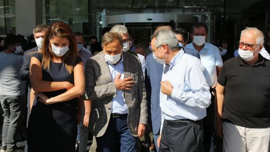 Antalya Büyükşehir Belediye Başkanı Muhittin Böcek öldü mü?