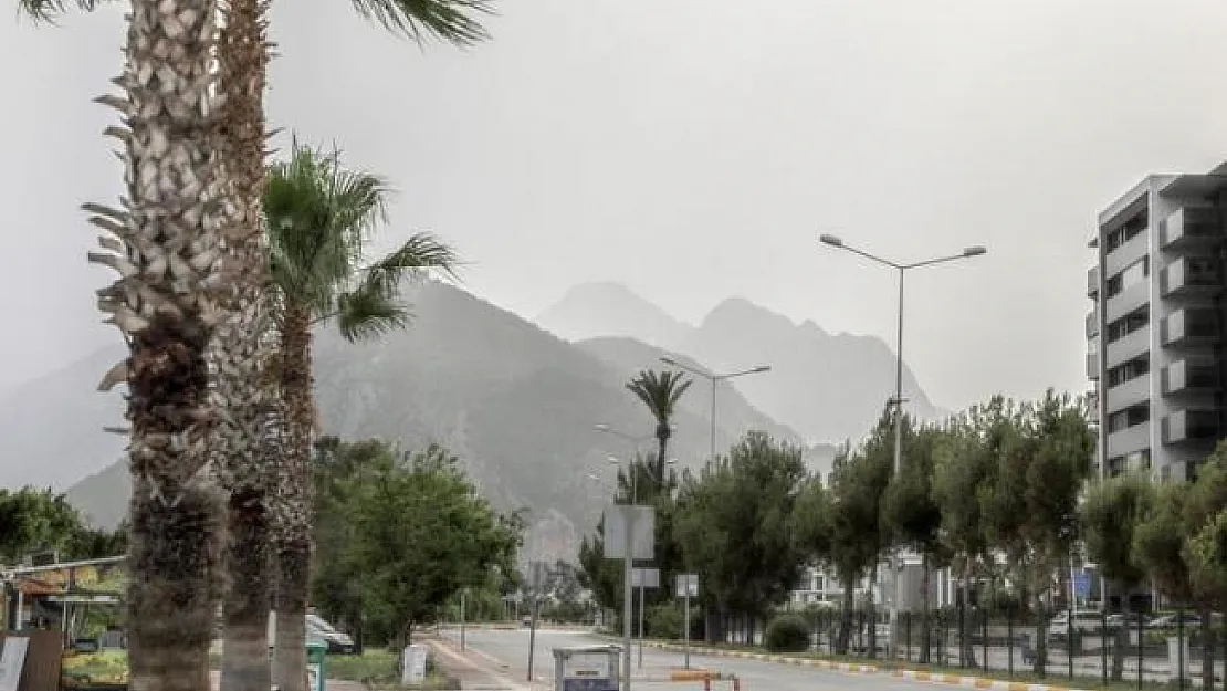 Antalya'da Afrika sıcaklıkları hakim!