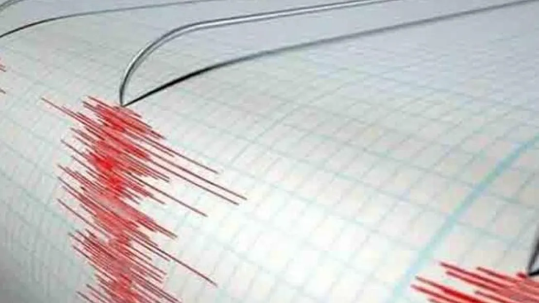 Antalya'da saat 21'de deprem meydana geldi!