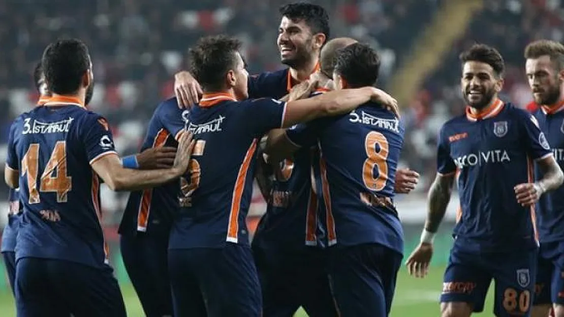 Antalyaspor- Medipol Başakşehir Maçı Kaç Kaç Bitti? Antalyaspor- Medipol Başakşehir Maç Sonucu- Arda Turan Fair play