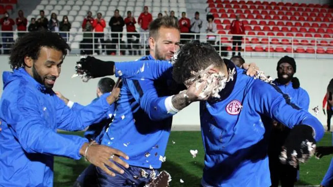 Antalyaspor, Medipol Başakşehir maçına hazır