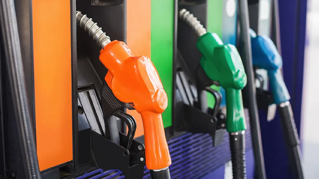 Araç depoları indirimli dolacak! Bu ilde yaşayanlara müjde üstüne müjde verildi: Benzin, motorin, LPG alacaklara 100 TL tutarında...