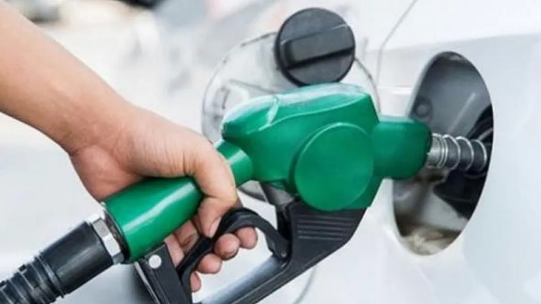 Araç Sahiplerine Bir Kötü Haber Daha ! Motorin Fiyatlarına Zam Geliyor
