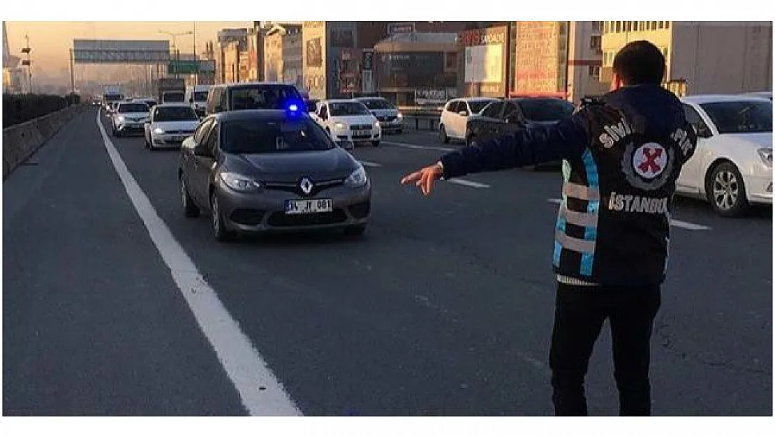 Araçları tek tek durdurup incelediler! Yetki yoksa idari para cezası kestiler