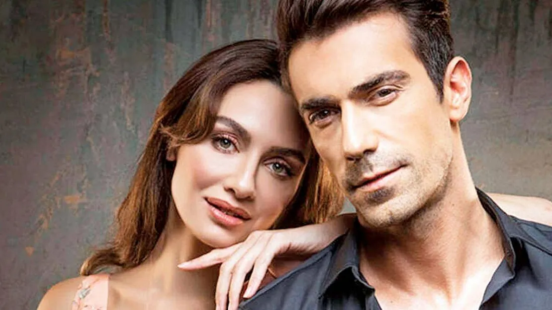 Aralarında aşk var denmişti tüm tatili birlikte geçirmişlerdi: Birce Akalay ve İbrahim Çelikkol'dan bugün açıklama geldi…