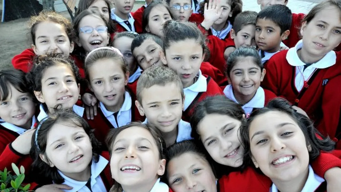 Artık Öğrenciler İki Karne Alacak