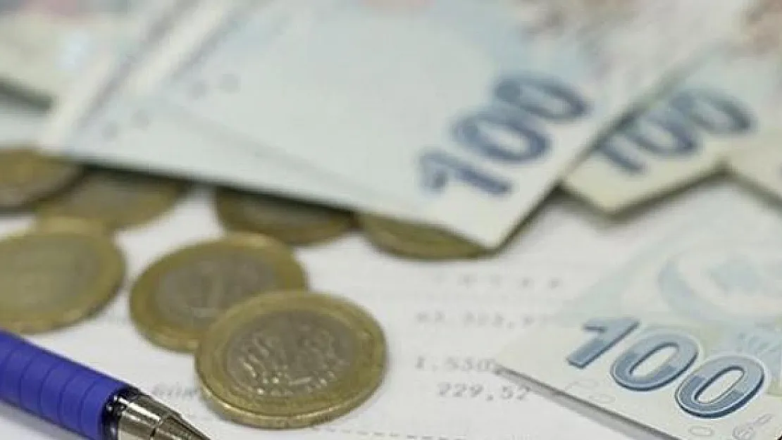Asgari ücret açıklaması sosyal medyayı salladı : Yaşatmaz, öldürür!