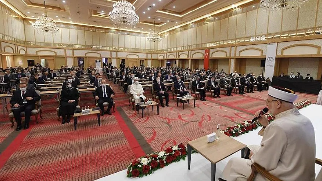 Asgari ücret fitreye muhtaç oldu! Diyanet 2021 yılı fitre miktarını açıkladı