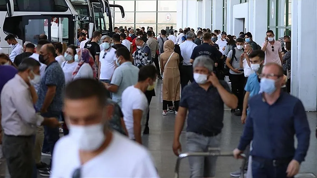Aşı olmayanlar için bugün itibariyle resmen başladı! Zorunlu PCR testi uygulamasına geçildi