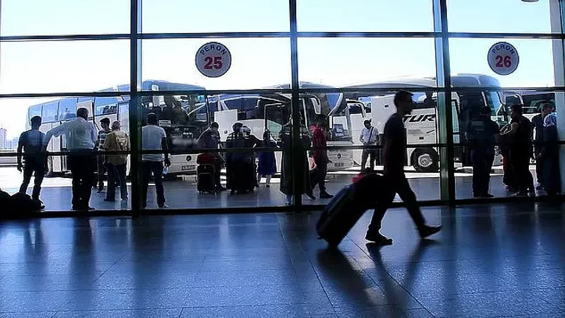 'Askıda Otobüs Bileti' Kampanyası Duyuruldu! Evine Gidemeyen Öğrenci Kalmayacak
