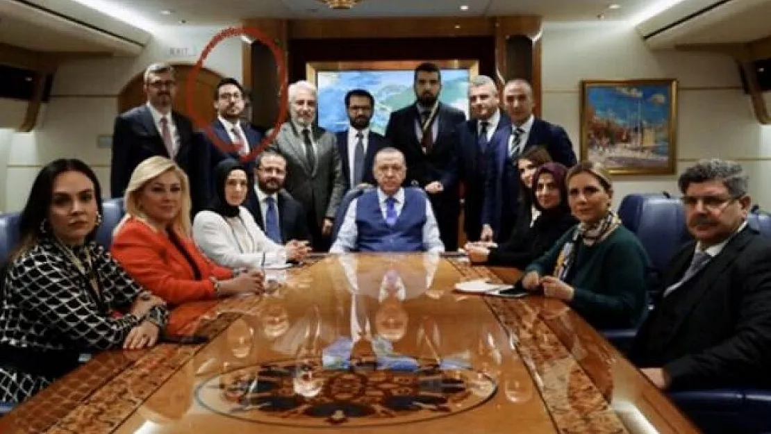 Asla Erdoğan'ın uçağına binmem diyen Ahmet Hakan Cumhurbaşkanı Erdoğan'ın uçağında görüntülendi!