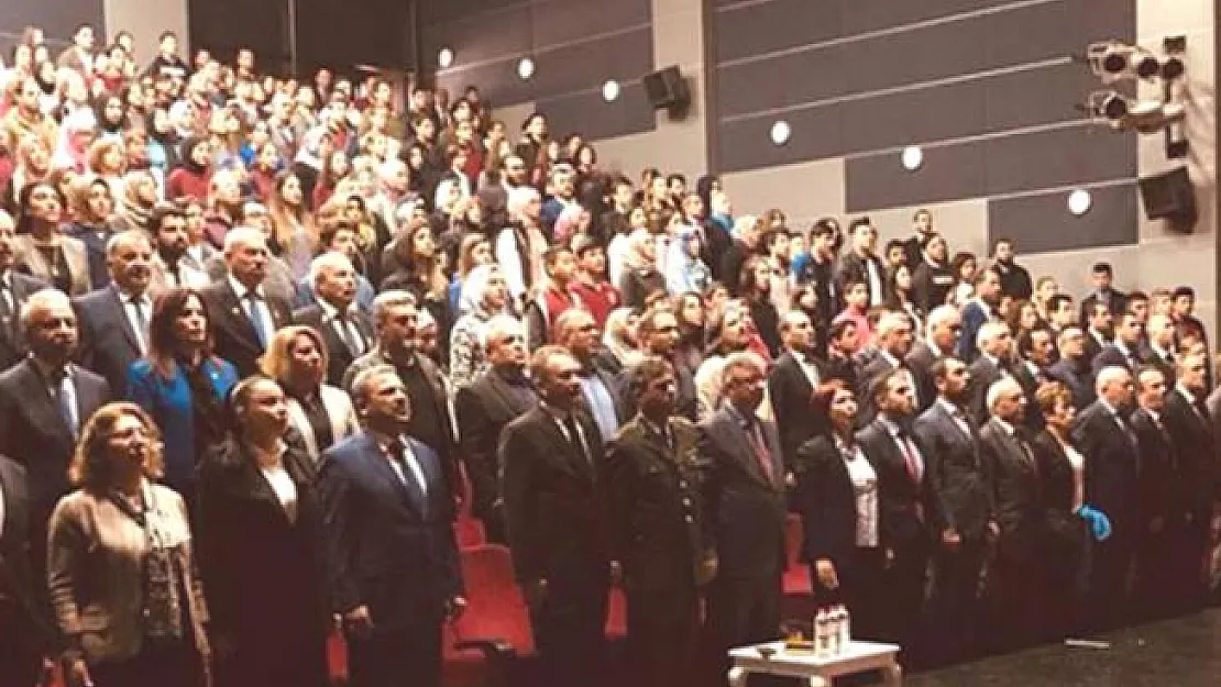 Atatürk'ün Adı Anılmayınca Albay, Salonu Terk Etti- Çanakkale Zaferi Anma Etkinliği