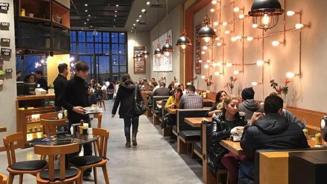 AVM'lerdeki restoran ve kafeler açılacak mı? Bakan Koca cevapladı!