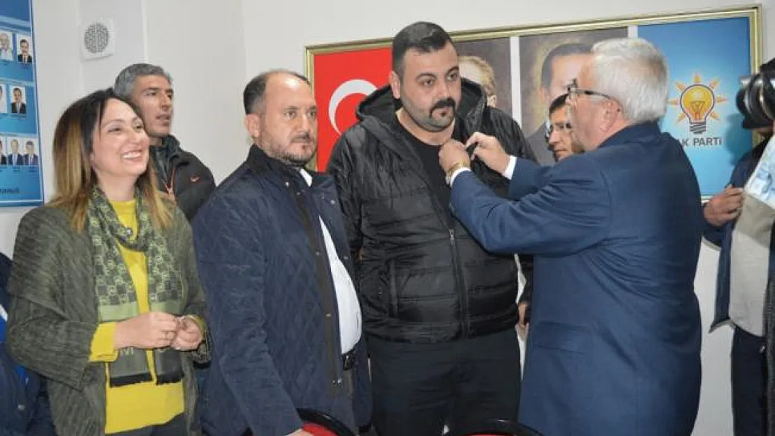 Aydın'da AK Parti'ye katılım