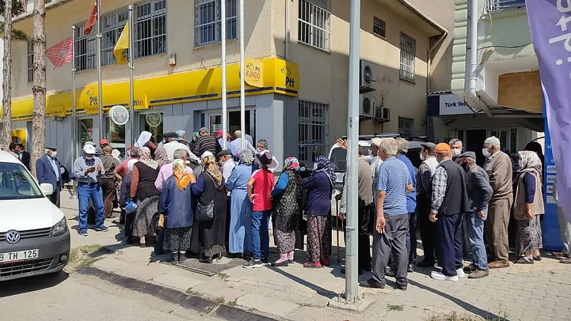 Elektrik faturası aylık 135 TL'den fazla olanlar dikkat: Devlet ödeme yapacak! Hemen en yakın PTT'ye gidin