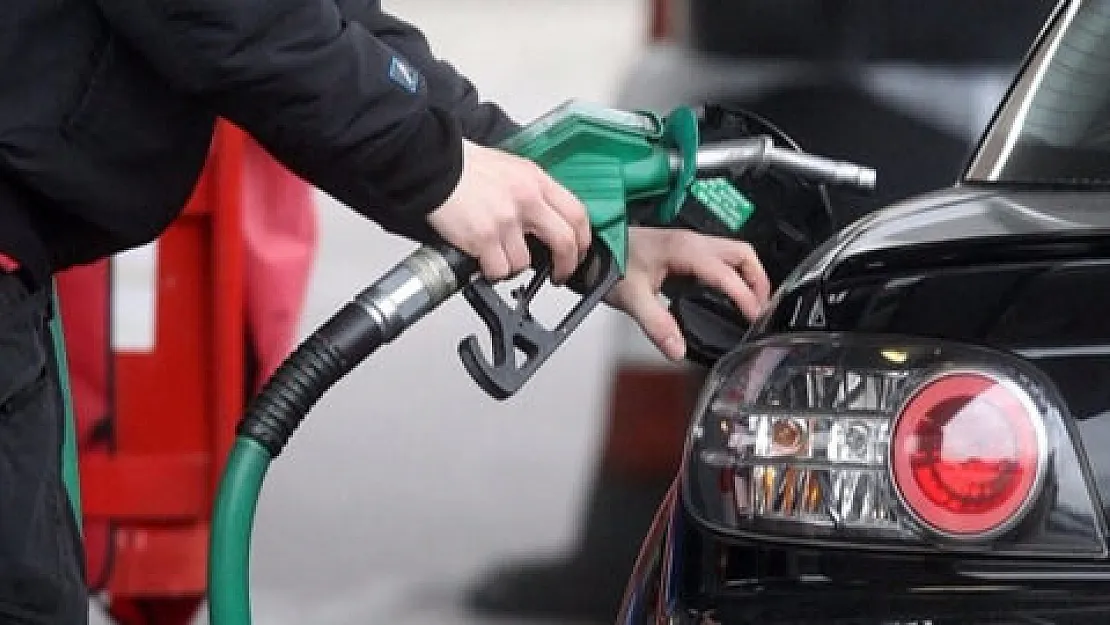 Az Önce Açıklandı! Böylesi Hiç Görülmedi! Benzin Ve LPG'ye Rekor Zam