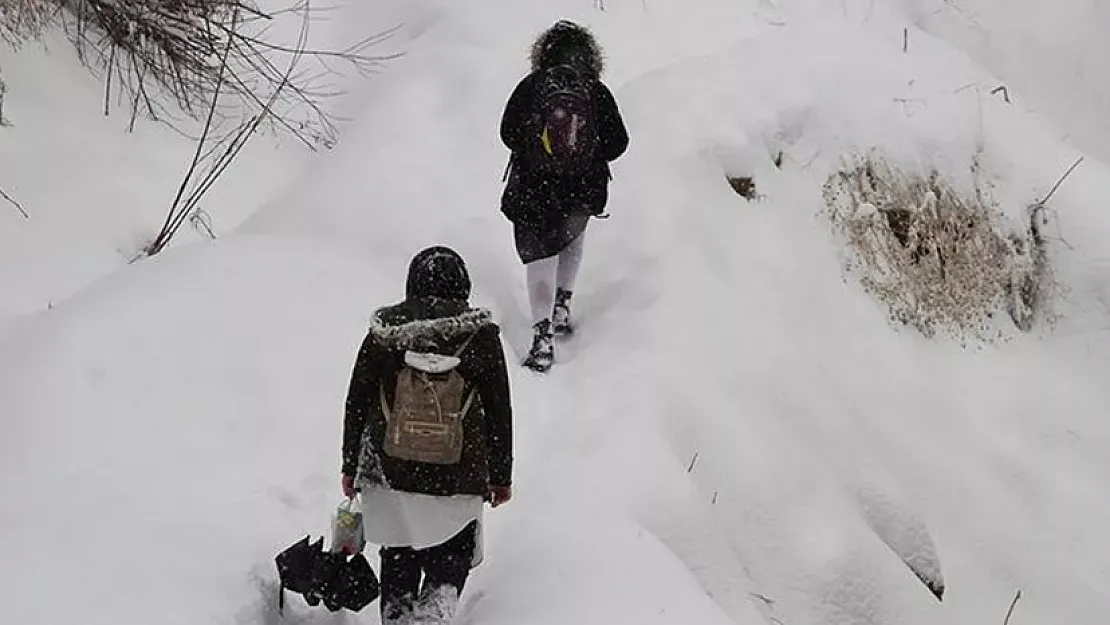 Az önce valilik açıkladı! 14 Mart Pazartesi okullar tatil edildi!