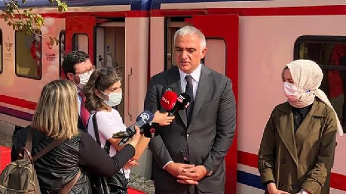 Bakan Ersoy sevindiren haberi duyurdu! Doğu Ekspresi gibi 5 tane daha
