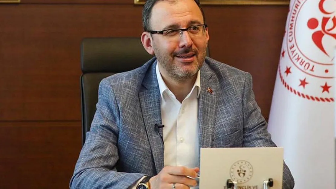 Bakan Kasapoğlu'ndan müjdeli haber geldi! Yüzde 100 burs onaylandı!