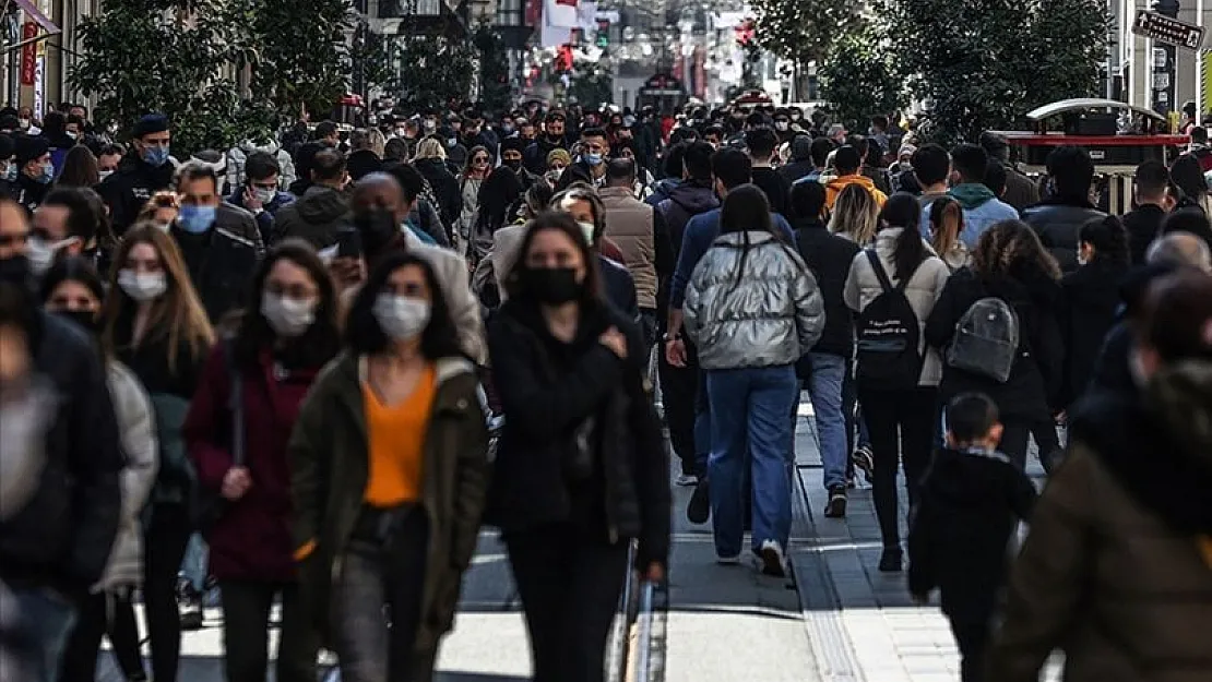 Bakan Koca 'bir süredir bekleniyordu' diyerek duyurdu! Maske zorunluluğu mu kalkıyor! Beklenen oluyor