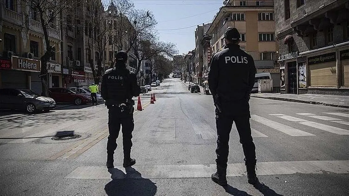 Bakan Koca uyarmıştı! Tam kapanma açıklaması geldi