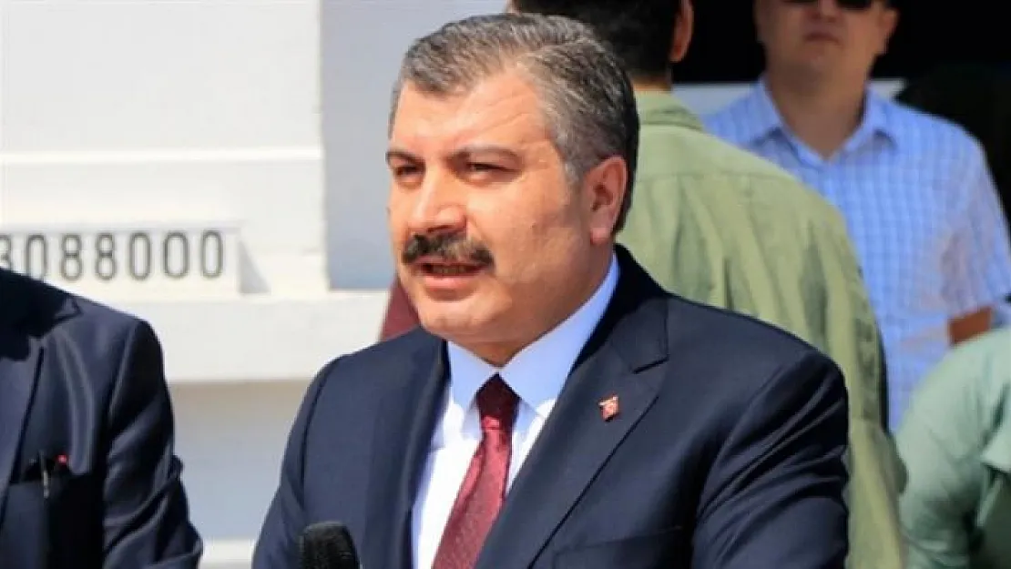 Bakan Koca'dan Sağlık Personellerine Şiddet Hakkında Yasa Açıklaması