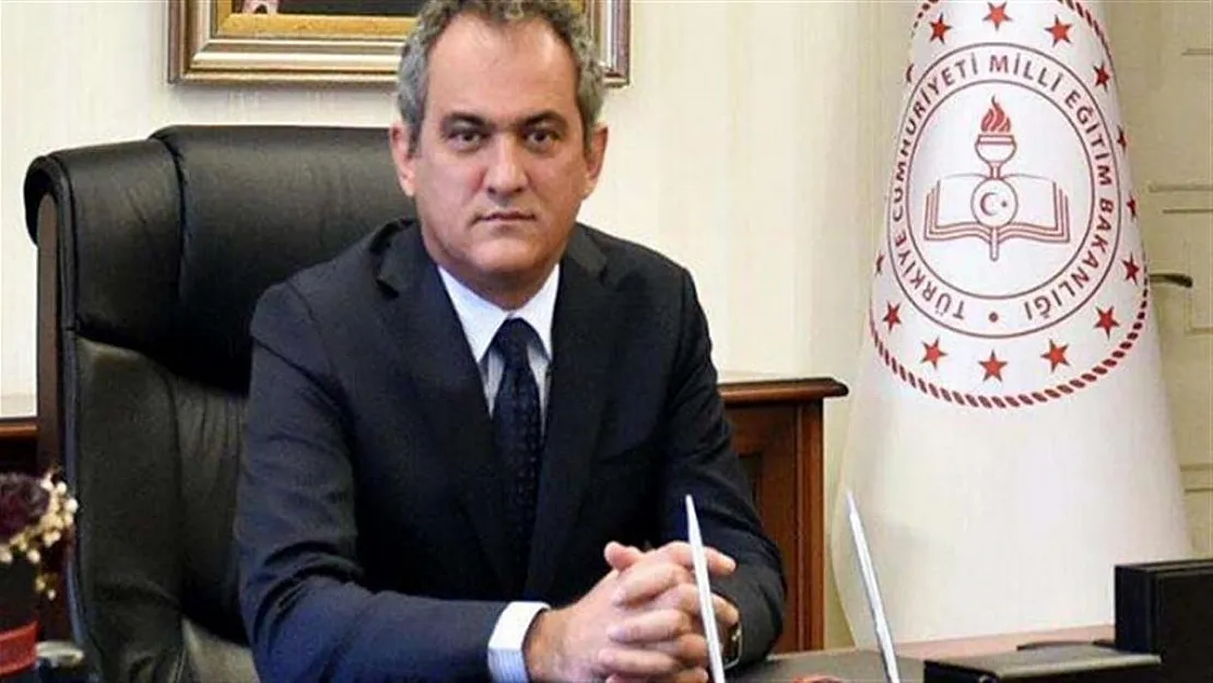 Bakan Özer yüz yüze eğitim açıklaması yaptı: Okullar açılacak