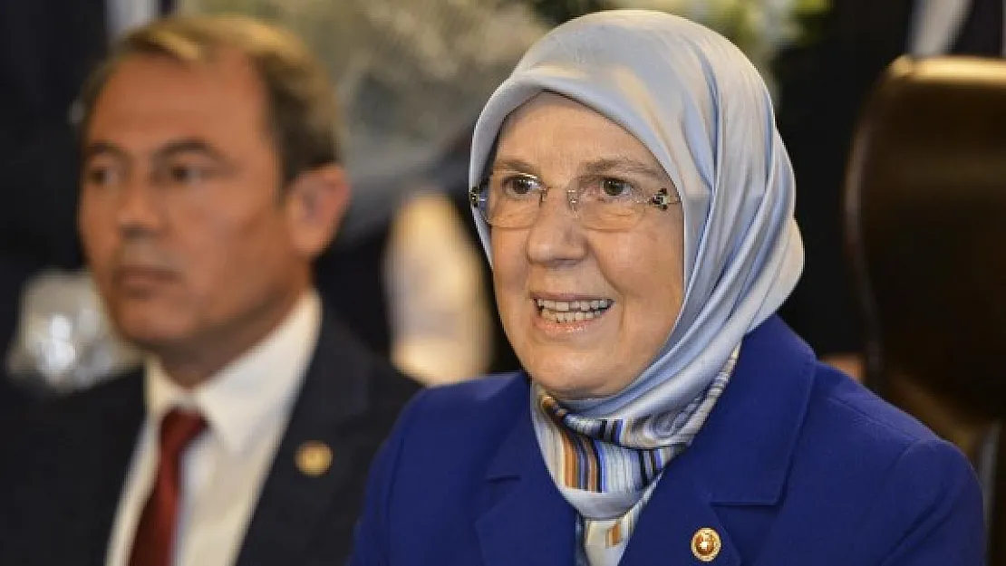 Bakan Ramazanoğlu ve Sare Davutoğlu Şehit Aileleri İle Buluştu
