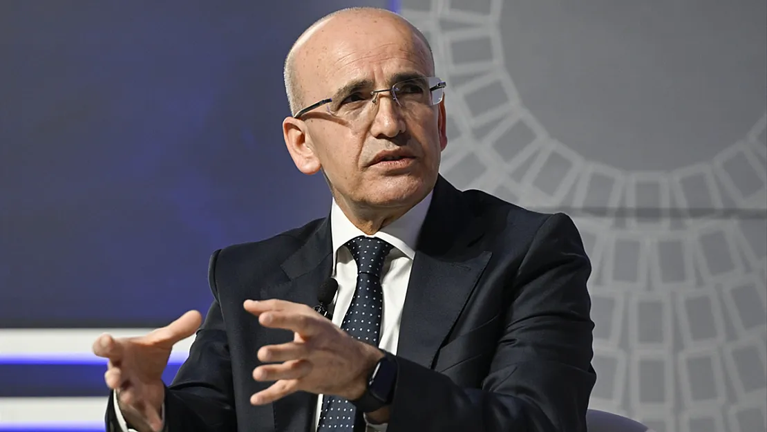Bakan Şimşek 'Önceliğimiz fiyat istikrarı' diyerek ekonomiyi değerlendirdi