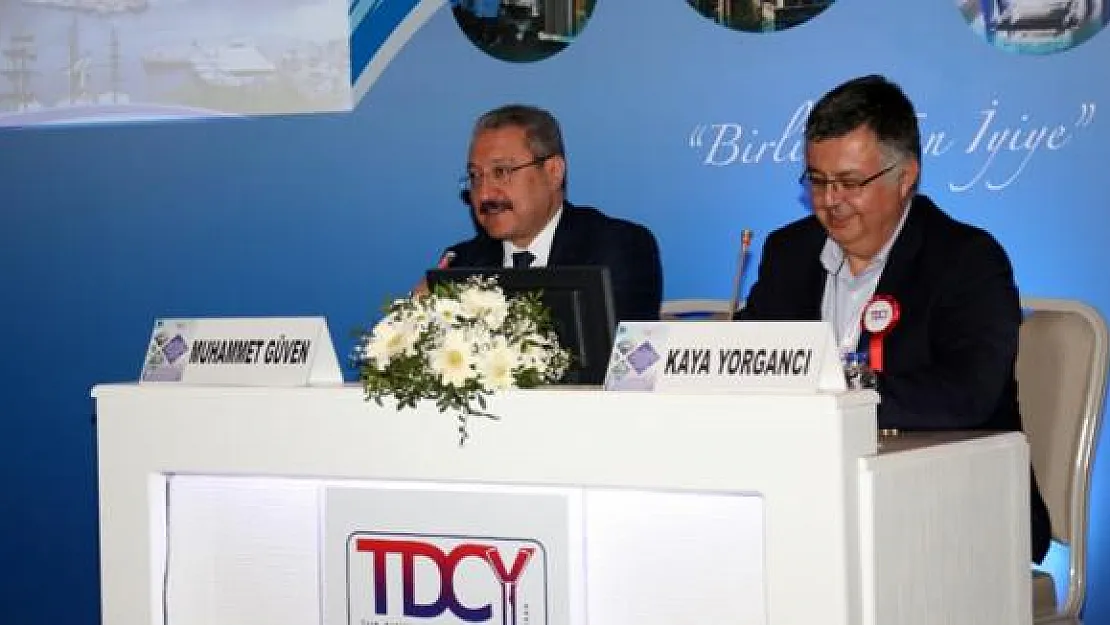 Bakan Yardımcısı Güven 7. Avrasya Yoğun Bakım Toplantısına Katıldı