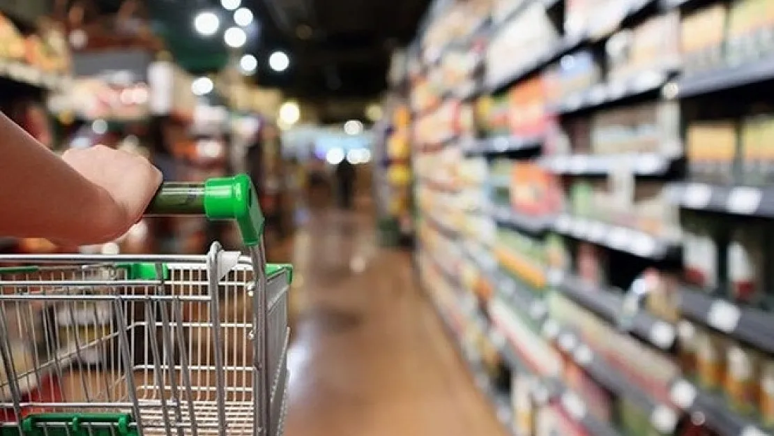 Bakanlıktan marketlerdeki sigara satışı düzenlemesine ilişkin önemli açıklama geldi!