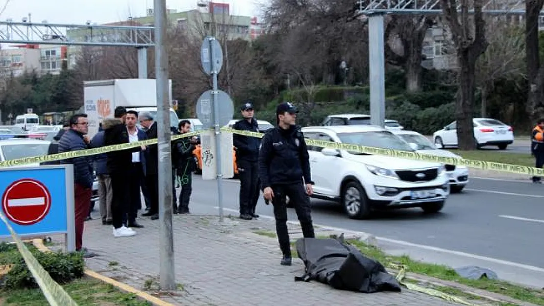 Bakırköy'de trafik kazası: 1 ölü, 1 yaralı