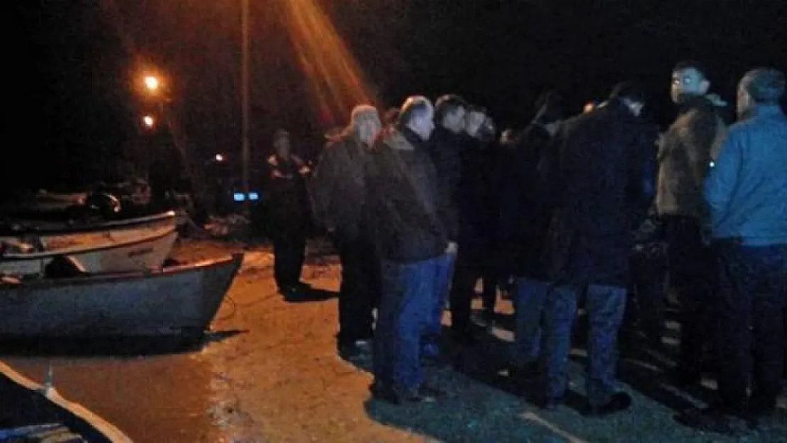 Balıkesir Manyas'ta balık tutmak için göle açılan bir kişi kayboldu
