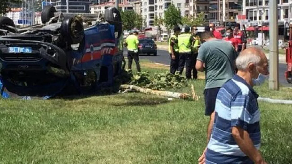 Balıkesir son dakika kaza haberi! 3 Jandarma yaralandı!