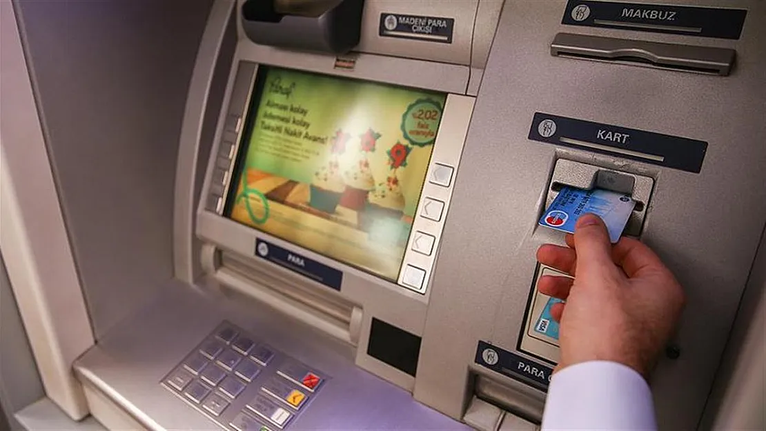 Banka müşterilerine az önce duyuru yapıldı! Şimdi başvuranlara 12 ay boyunca tamamen ücretsiz olacak!