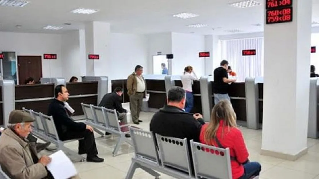 Bankalar mesai değişikliğinden sonra bir değişikliğe daha gitti! Yeni sistem 1 Mayıs'ta başlıyor!