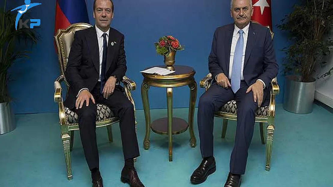 Başbakan Yıldırım Rusya Başbakanı Medvedev İle Görüştü