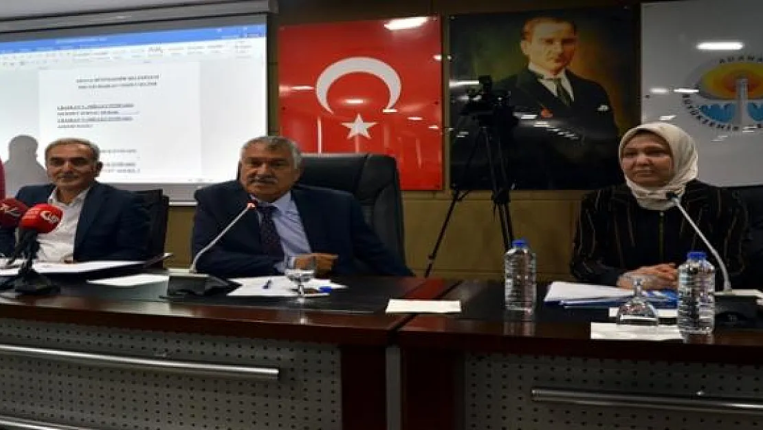 Başkan Açıkladı: Büyükşehir Belediyesine Günlerdir Haciz Geliyor