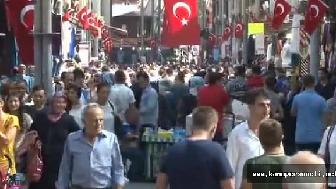 Bayram Alışverişi Uyarısı: " Borçla Bayram Kutlanmamalı "